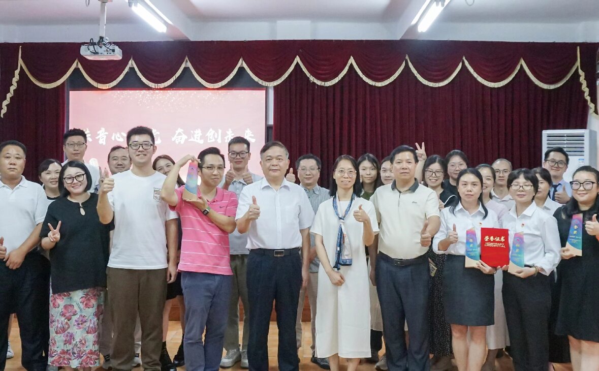 同心築夢·聲動佛陶——佛陶集團黨支部聯合工(gōng)會開展迎國(guó)慶系列主題活動